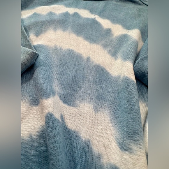YANA K NWT Lola Tie Dye Long Sleeve Sweater Size Medium Blue & White Boho Top - Picture 6 of 9